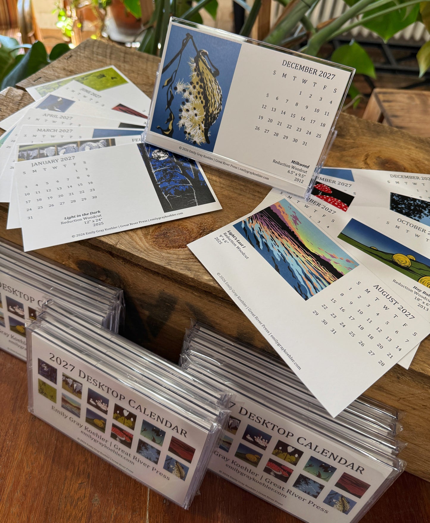 2027 Desktop Calendar